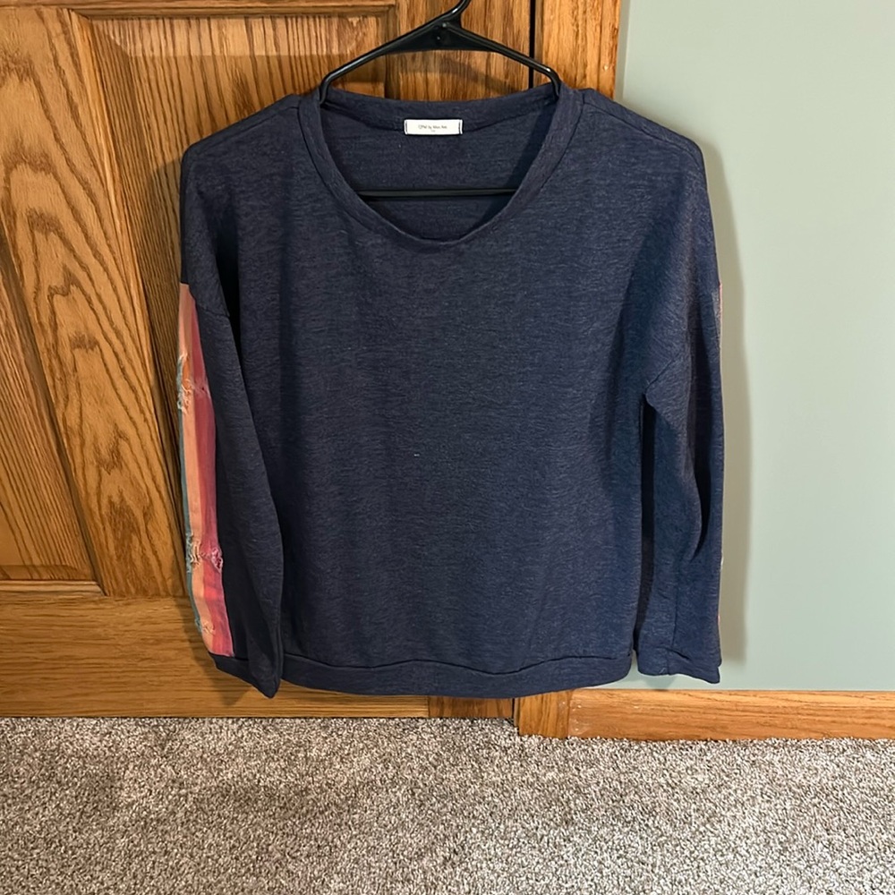 Women’s 12PM by Mon Ami long sleeve shirt.  Size Small.